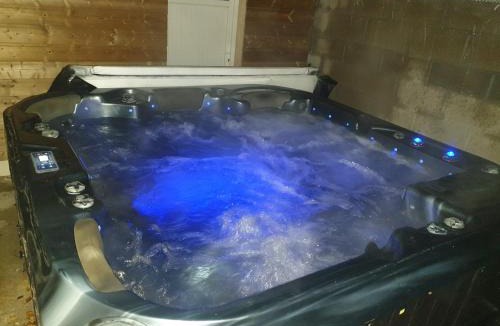 Hillion House | Gîte Atypique avec jacuzzi