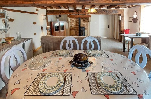 Pouilly-sous-Charlieu House | Gîte aux Hirondelles