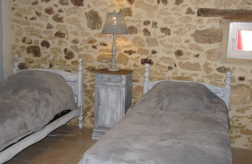 Montagnac-sur-Lede House | Gîte Avec Piscine Privée en Périgord. Au Calme Dans les Bois