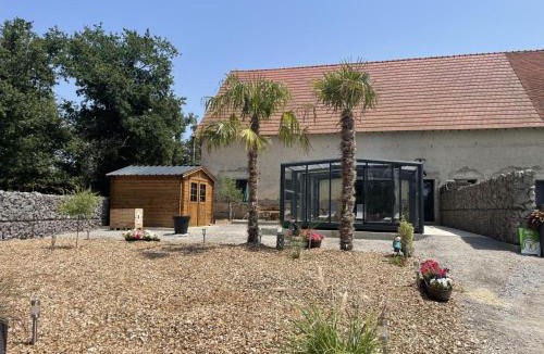 Couzon House | Gîte avec piscine chauffée, jardin privé et climatisation - FR-1-489-471
