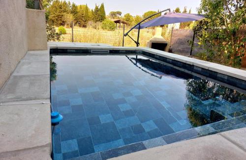 Couffoulens House | Gîte avec Piscine Proche de Carcassonne