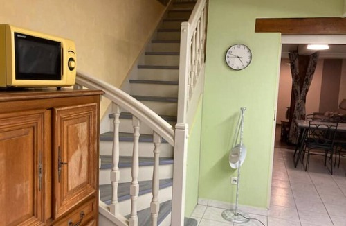 Oisy House | Gîte Barbafeuilles Jolie Maison au Calme, Cuisine Équipée et Wifi Performant