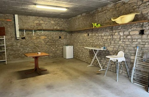 Oisy House | Gîte Barbafeuilles Jolie Maison au Calme, Cuisine Équipée et Wifi Performant