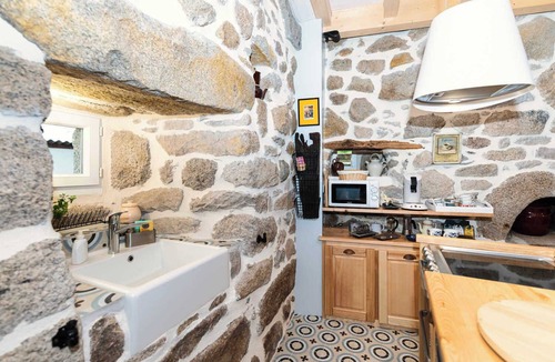 Fraissinet-de-Lozere House | Gîte Castel Cailloux - LE PONT-DE-MONTVERT