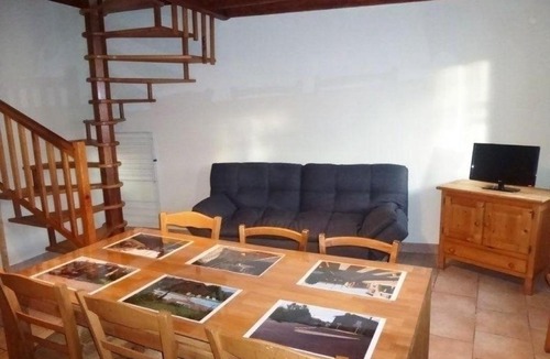 Cayres House | Gîte Cayres, 3 pièces, 4 personnes - FR-1-582-312