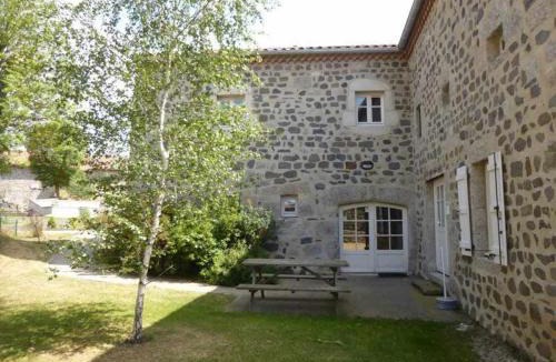 Rauret House | Gîte charmant pour 8 pers à Rauret avec cheminée, terrasse et accès "Tourisme et Handicap" - FR-1-582-186
