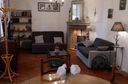 Chuelles House | Gîte Chuelles, 2 pièces, 2 personnes - FR-1-590-24