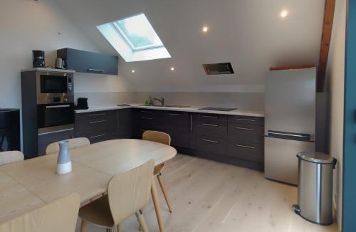 Sainte-Helene-du-Lac Apartment | Gîte clair, spacieux et cosy avec vue sur le massif de la Chartreuse