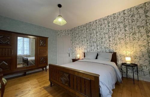 Ferrieres-sur-Sichon House | Gîte confortable avec terrasse dans la Montagne bourbonnaise, animaux acceptés - FR-1-489-497