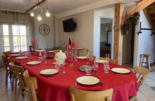 Blomard House | Gîte convivial à Blomard avec piscine partagée et animaux acceptés - FR-1-489-353