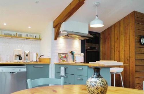 Morlaix Apartment | Gîte Cosy et Calme, Avec spa et Jardin, au Cœur de Morlaix