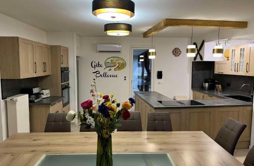 Bergesserin House | Gîte de Bellevue avec piscine intérieure privative