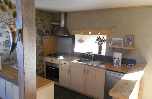 Compains House | Gîte de Brion en Cézallier