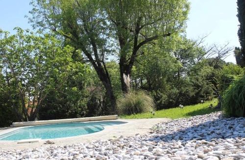Martiel House | Gîte de caractère Piscine, Pierres & Authenticité