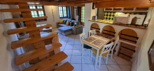 Banne House | Gîte de Chanabière