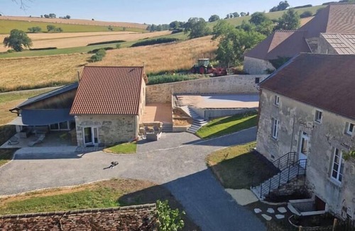 Charroux House | Gîte de charme à la campagne Charroux
