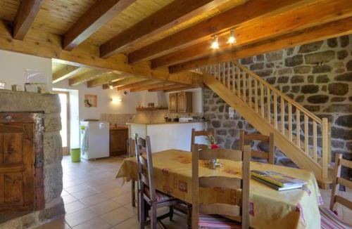Burdignes House | Gîte de charme avec cheminée, wifi inclus - FR-1-496-96