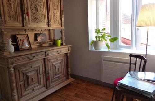 Vicq House | Gîte de Charme en Ferme du XVIIe siècle avec Internet - FR-1-489-166