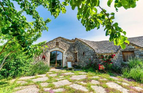 Saint-Pierre-des-Tripiers House | Gîte de l'aire à la viale