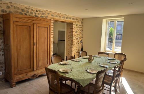 Le Mayet-de-Montagne House | Gîte de Fumouse