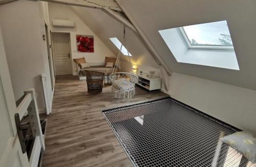 Bourbon-l'Archambault House | Gîte de l'Espinasse : Charme bucolique, animaux acceptés - FR-1-489-535