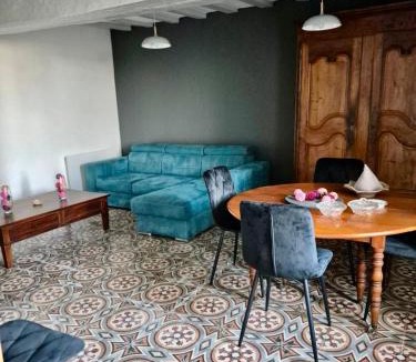 Chemilli House | Gîte de la Coup'Neuve