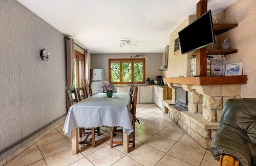 Rentieres House | Gîte 'De La Fermette Aubépines' with Shared Pool, Private Terrace, and Wi-Fi