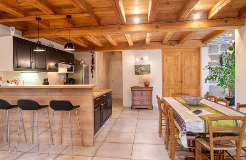 Fraissinet-de-Lozere House | Gîte de la Cascade 6/8 pers in Rûnes