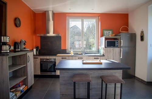 Sainte-Colombe-de-Peyre House | Gîte de Marthe - PEYRE EN AUBRAC