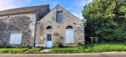 Tousson House | Gîte de Préaux