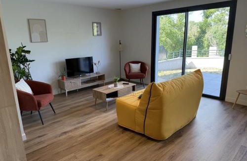 Bressolles House | Gîte Des Jardins à Bressolles - 4 pers, Animaux, Parking - FR-1-489-596