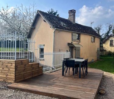 Treigny House | Gîte des sabotiers