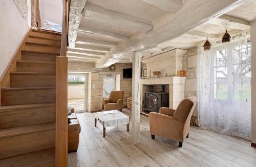 La Celle-Saint-Avant House | Gîte Du Parc