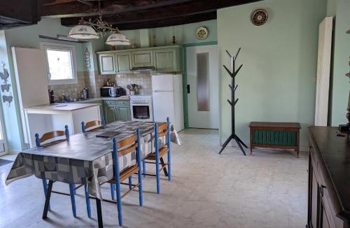 Vaylats House | Gîte en pierre maison quercynoise