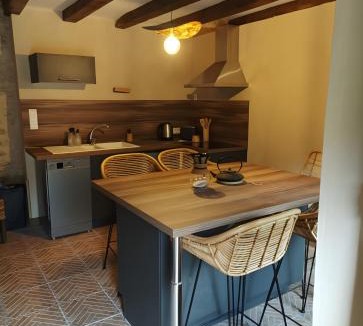Mazirat House | Gîte Escapade À La Voreille