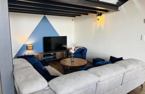 Bressolles House | Gîte familial à Bressolles avec piscine privée et animaux acceptés - FR-1-489-598