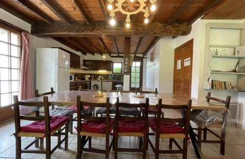 Saint-Etienne-de-Baigorry House | Gîte Irrintzina