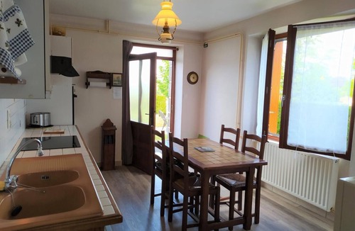 Saint-Alban-sur-Limagnole House | Gîte Le Toura 2/4 persons