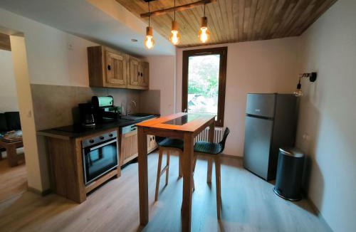Saint-Jacques-en-Valgodemard Apartment | Gîte Loubet