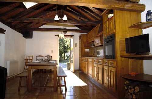 Saint-Martin-de-Lansuscle House | Gîte des Abrits - SAINT MARTIN DE LANSUSCLE