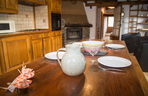 Saint-Martin-de-Lansuscle House | Gîte des Abrits - SAINT MARTIN DE LANSUSCLE