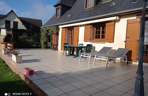 Octeville-sur-Mer House | Gîte in Octeville - sur- Mer, sleeps 8, between Le Havre and Etretat, 3 bedrooms.