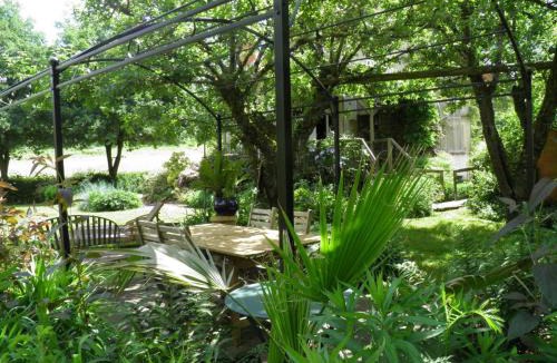 Herisson House | Gîte indépendant avec jardin au bord de la rivière - FR-1-489-247