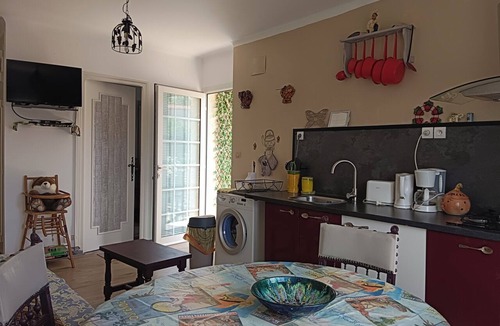 Montauriol Apartment | Gîte Indépendant Entre mer et Montagne Avec Piscine, Animaux Bienvenus