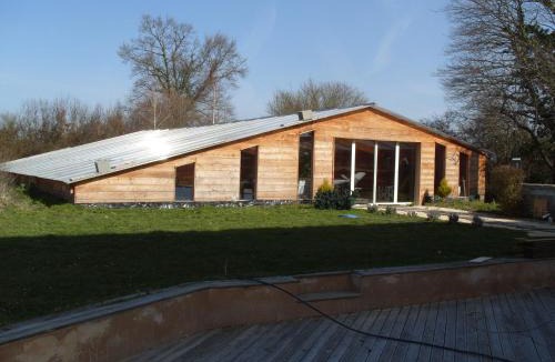 Lignieres Bed & Breakfast | Gîte L'Ange Blanc 12 chambres, 28 personnes, piscine couverte chauffée