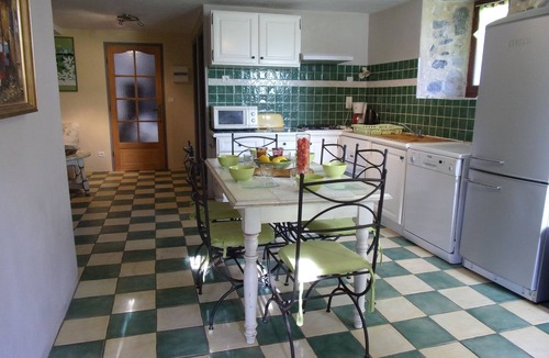 Joyeuse Cottage | Gîte * l'ESCOUSSOU 120m², 4 bedrooms, nature, charm, heated pool, south Ardèche