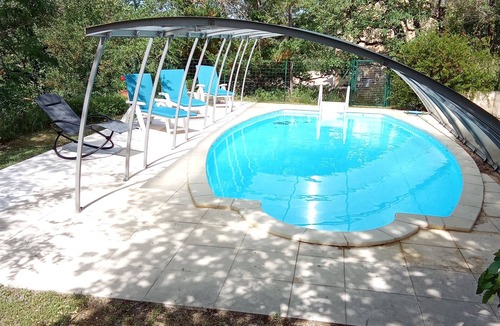 Saint-Germain-du-Bel-Air House | Gîte logis des chênes with swimming pool