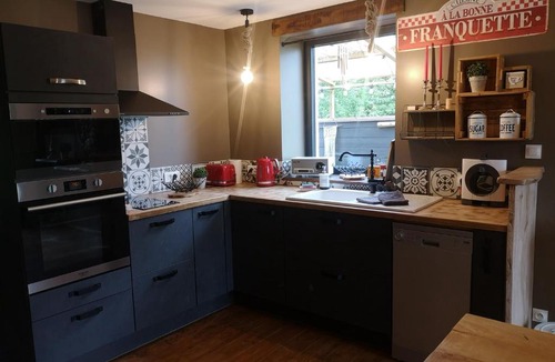 Valognes Apartment | Gîte La Grange de La Trigalle avec spa professionnel privatif