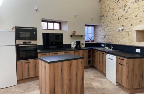 Perreuse Apartment | Gîte La Maison des Poètes de 1 à 6 personnes à Treigny Perreuse