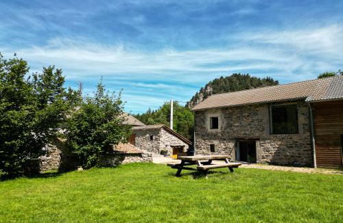 Yssingeaux House | Gîte la Pervenchère